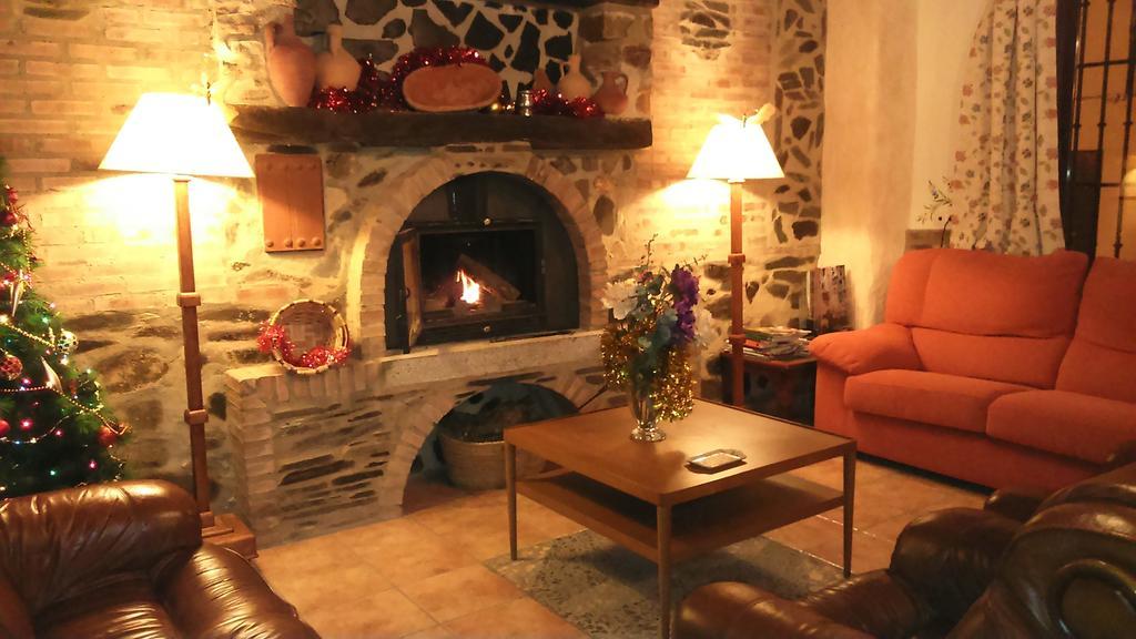 Hostal Rural Molino Del Bombo Aracena Bagian luar foto