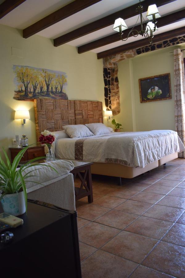 Hostal Rural Molino Del Bombo Aracena Bagian luar foto