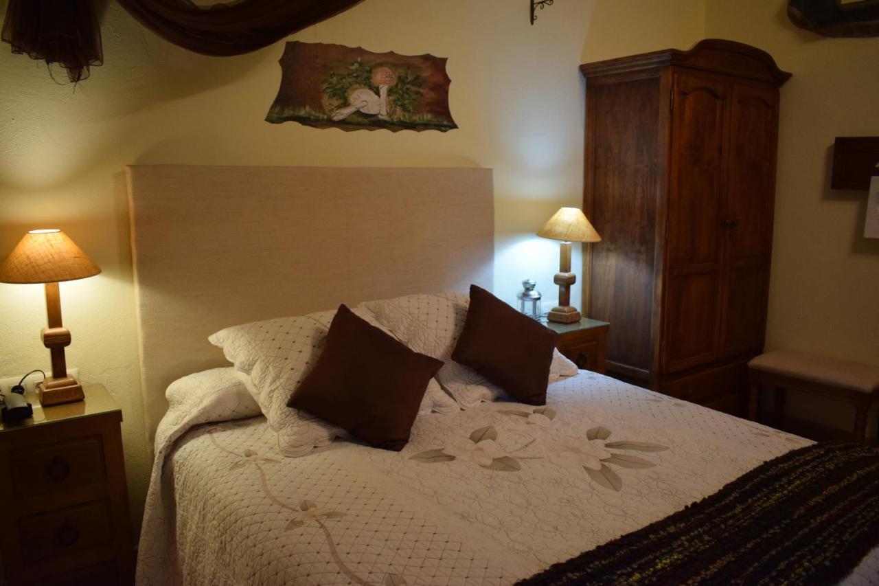 Hostal Rural Molino Del Bombo Aracena Bagian luar foto