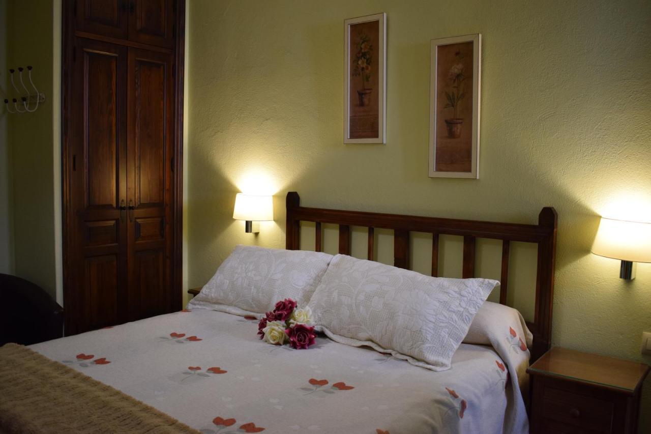 Hostal Rural Molino Del Bombo Aracena Bagian luar foto